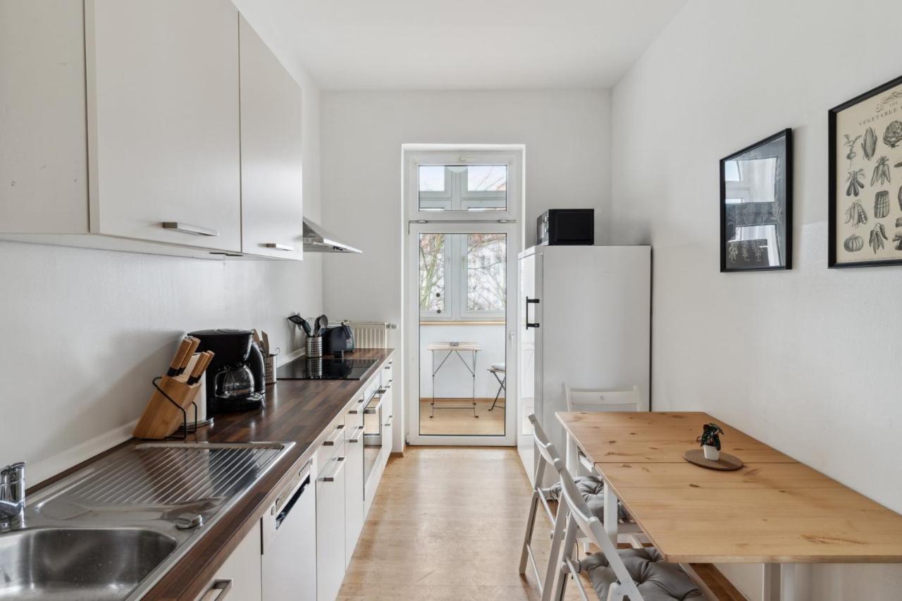 Apartment Fuer 13 Gaeste, 5 Schlafzimmer, 2 Baeder, 2 Loggia'S, Leipzig Zentrum Ost Екстериор снимка
